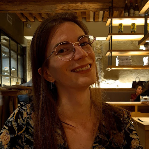 Nora NICOLAS avatar